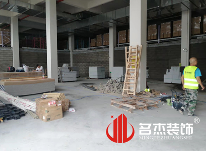 巡工地日记，广州颜朵化妆品科技办公室装修项目紧张进行中