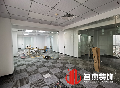 广东锐星科技办公室装修项目紧张进行中